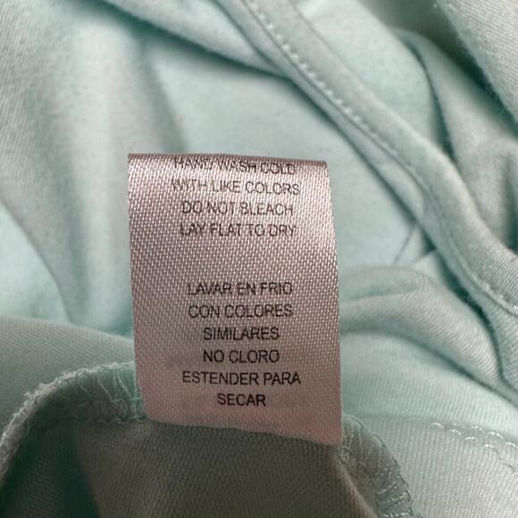 Charlotte Russe light green crop top. Size S - Picture 5 of 5